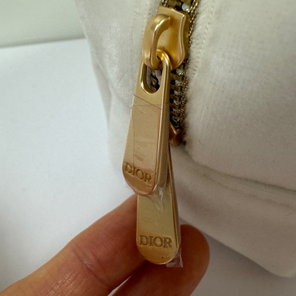 DIOR White Velvet with Gold Logo Pouch - Picture 4 of 11